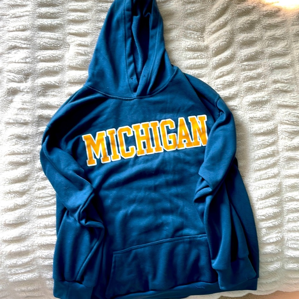 Michigan sweatshirt